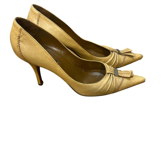 Sergio Rossi Made in Italy Leather Heels Sz 41 | Beige Pointed Toe - Picture 3 of 8